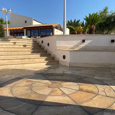Giotera Village Aparthotel 3*