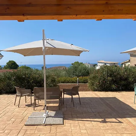 Giotera Village 3*