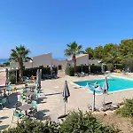 Giotera Village Aparthotel 3*